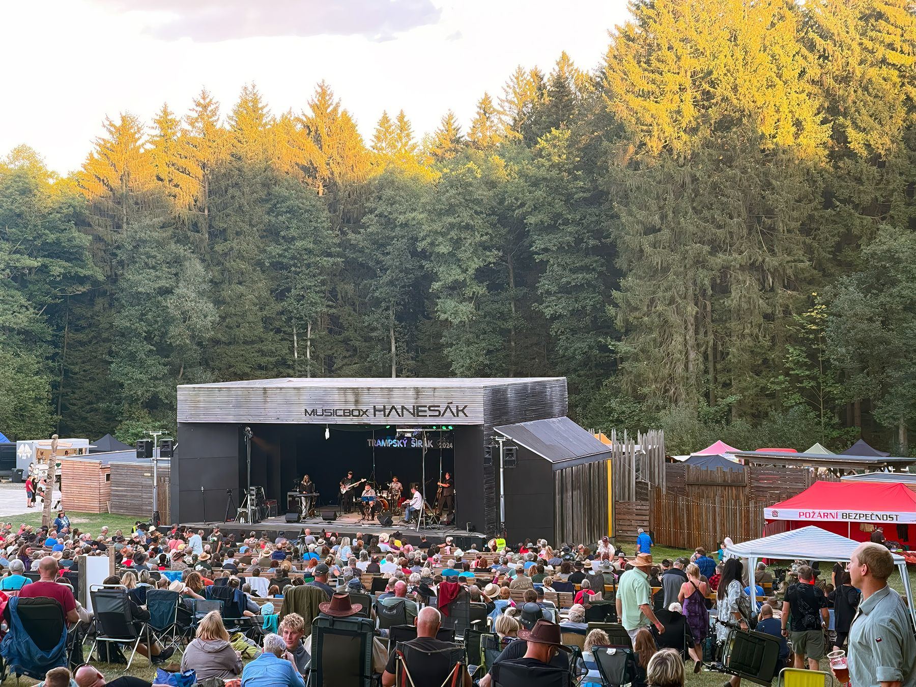 Návštěvníci festivalu Trampský širák, 21. ročník 2024